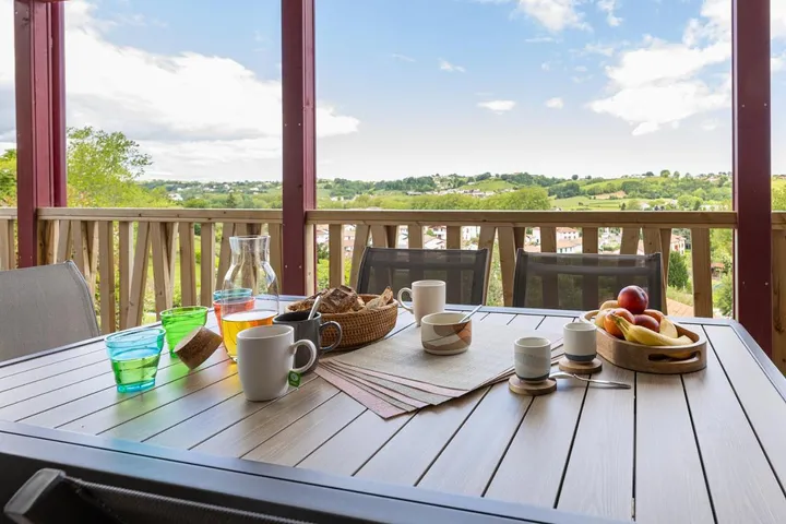 Casa rural para 6 personas, con piscina y piscina para niños además de jardín y vistas - 1