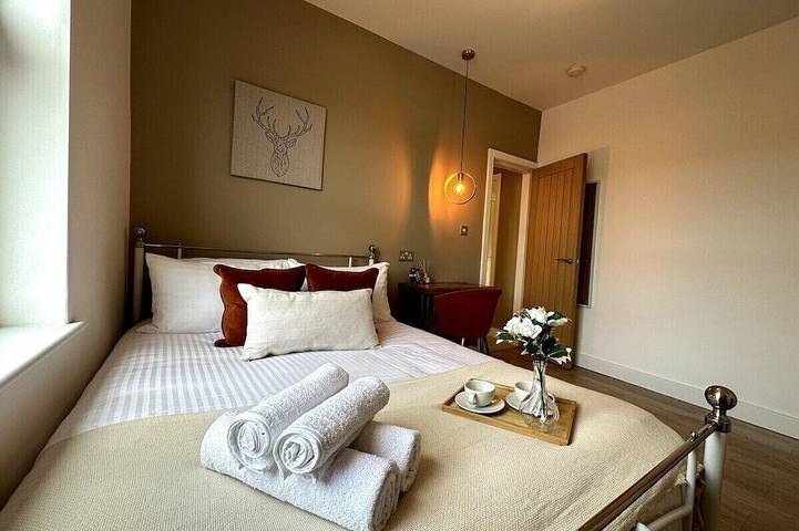 Moderne-Maison-Salle de bain privée in Kingston-upon-Hull, Yorkshire and the Humber