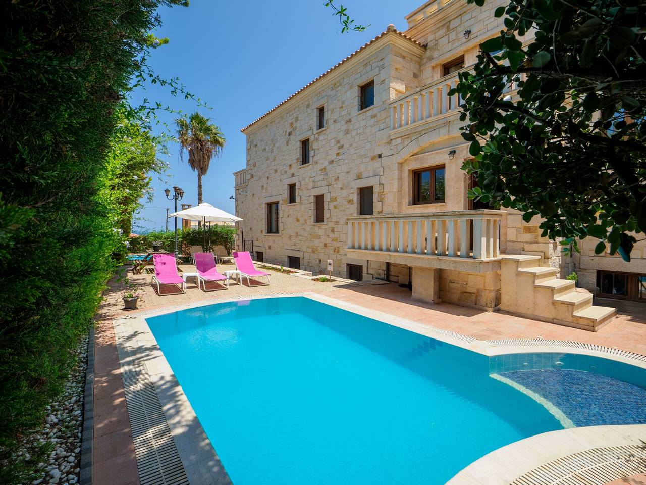 Summer Dream Villa - Hersonissos Pool Gem in Iraklio-Heraklio region