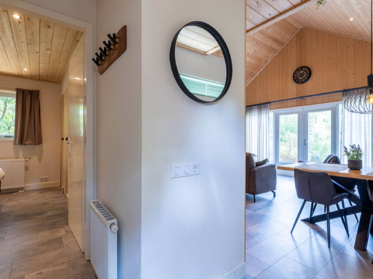 Uniek chalet aan de vijver in Veluwe