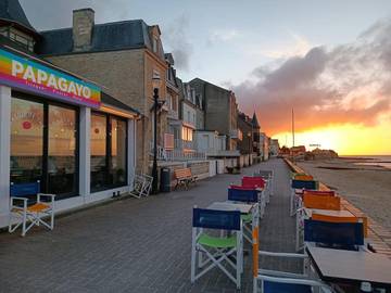 Hôtel pour 2 personnes, avec terrasse à Saint-Aubin-sur-Mer (Calvados)