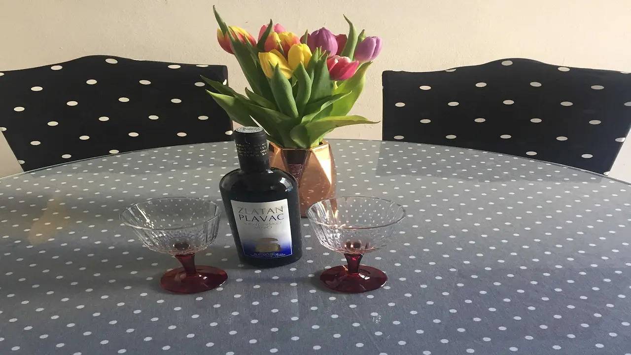 Ganze Ferienwohnung, Ferienwohnung für 4 Personen (40 m²) in Split in Jesenice, Split-Dalmatien