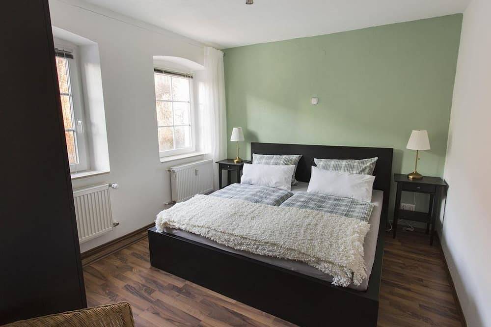 Ganze Wohnung, Am Mühlenbach 6-Bett-Ferienwohnung Bad/Wc - Ferienwohnungen im Sauertal in Ralingen, Landkreis Trier-Saarburg