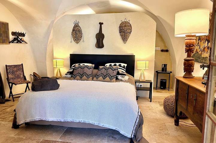 Gîte pour 14 personnes, avec jardin à Saint-Victor-des-Oules - 2