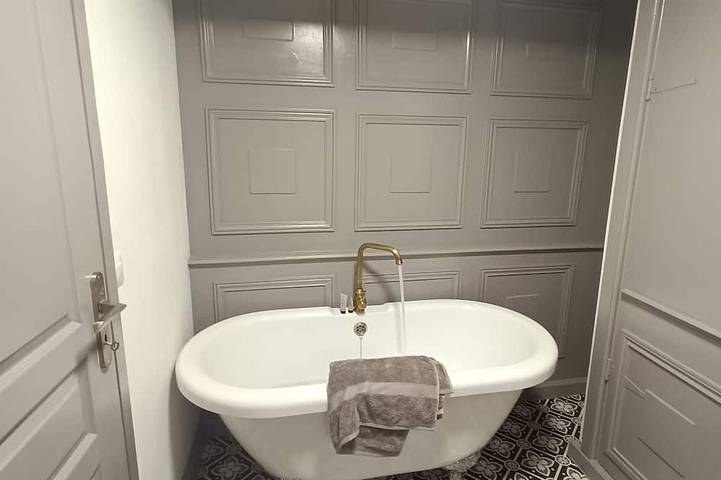 Location de vacances pour 6 personnes, avec balcon à Saint-Germain-de-Confolens - 2