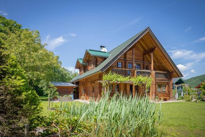 Ferienhaus für 9 Personen, mit Garten und Whirlpool sowie Sauna im Salzkammergut