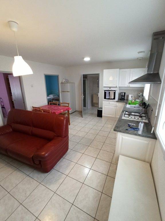 Gîte pour 3 personnes dans Blyes - 3