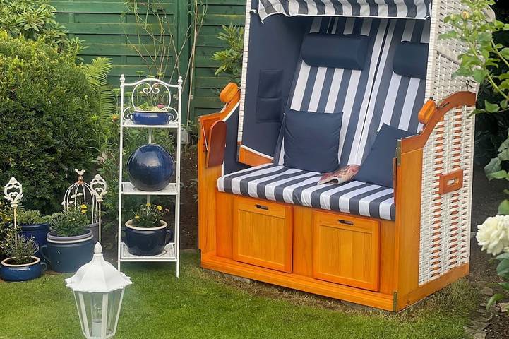 Ferienwohnung für 4 Personen, mit Balkon und Garten sowie Sauna