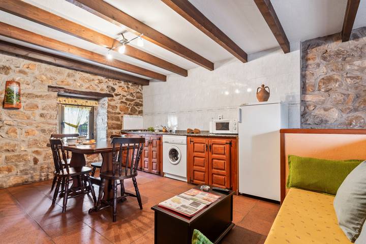 Apartamento 'Lorences D' con vistas a la montaña in Somiedo, Cordillera Cantábrica