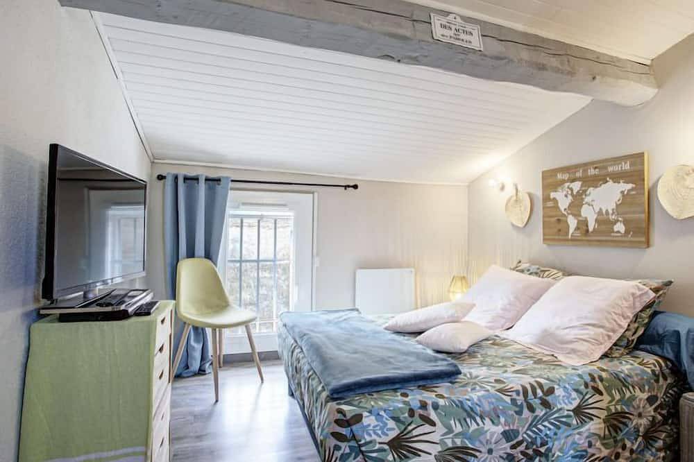 La Salanquaise by Interhome in Saint-Hippolyte (Languedoc-Roussillon), Côte d'Améthyste