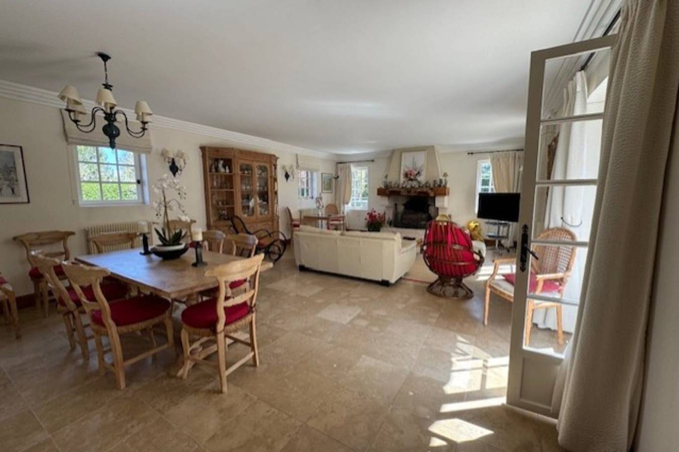 Large house with green garden in Tourgéville, Lisieux region