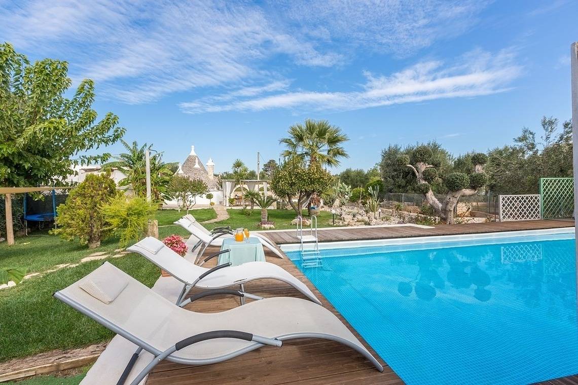 Trullo per 6 Persone in San Michele Salentino, Valle D'Itria