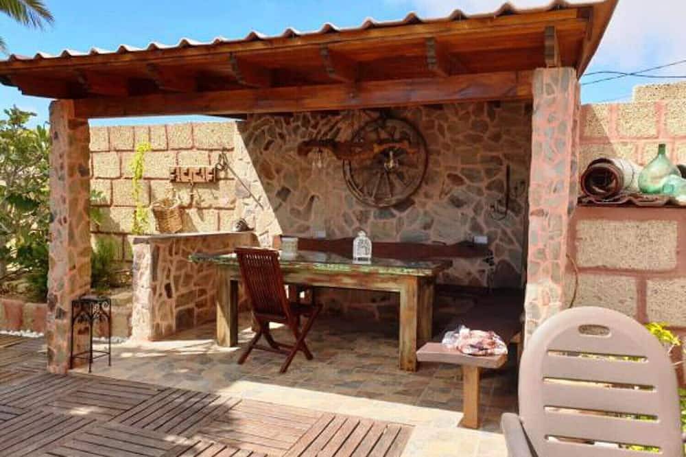 Romántica, histórica casa de campo con jardín tropical. in Arico Viejo, Arico