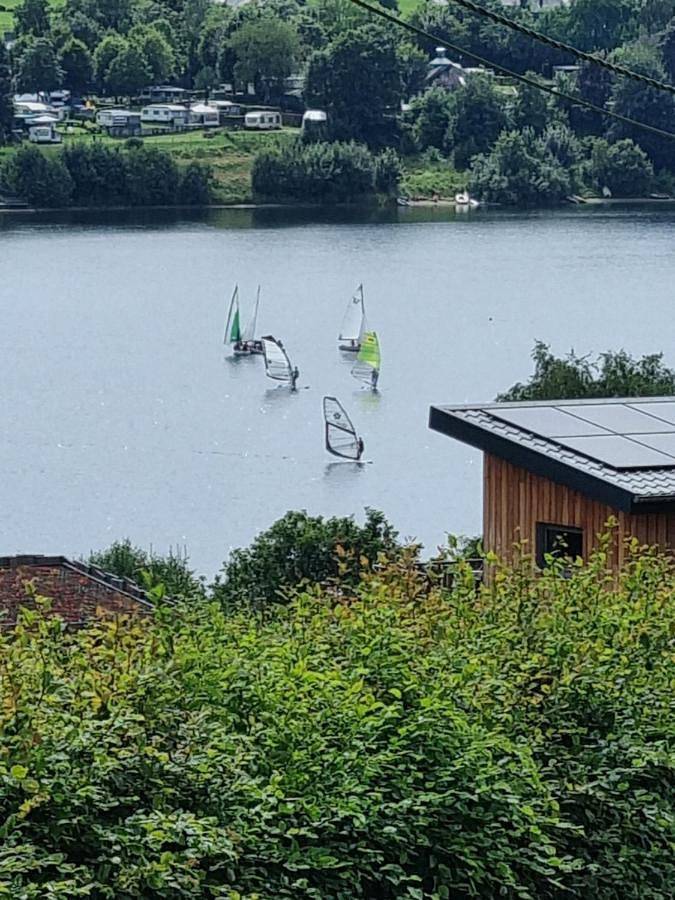 Gîte pour 2 personnes, avec vue ainsi que vue sur le lac et jardin à Butgenbach - 2