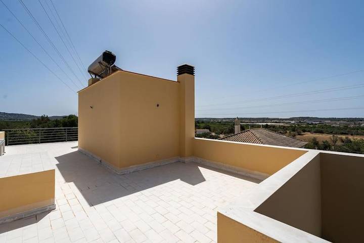 Location de vacances pour 8 personnes, avec Balcon et Jacuzzi ainsi que Terrasse et Vue à Algoz - 3