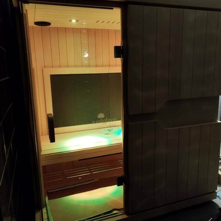 Camping pour 4 personnes, avec vue ainsi que sauna et jardin dans Région de Besse-et-Saint-Anastaise - 4