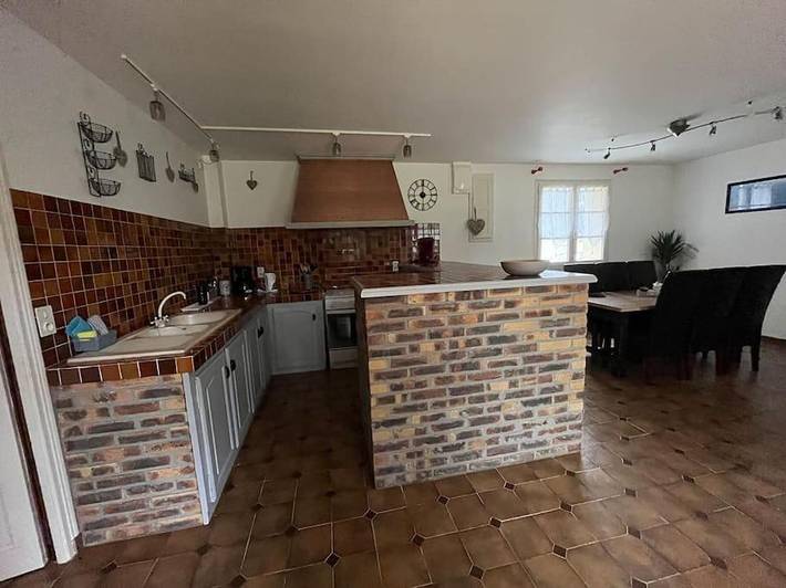 Location de vacances pour 6 personnes, avec jardin et terrasse à Saint-Broladre - 2