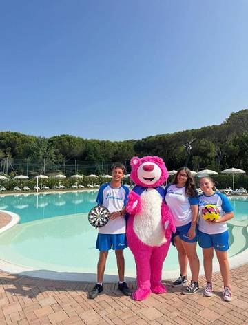 Camping für 5 Personen, mit Terrasse und Pool in Bibbona