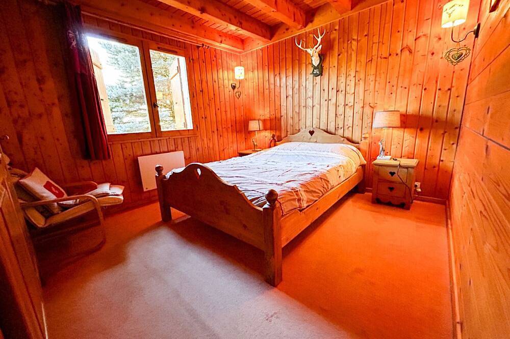 Chalet for 16, 4km from slopes, Wifi, Parking in Bernex, Thonon-les-Bains region