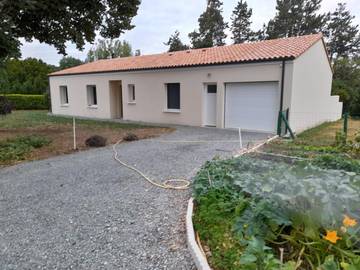 Cottage pour 2 personnes, avec jacuzzi ainsi que jardin et terrasse à Celles-sur-Belle