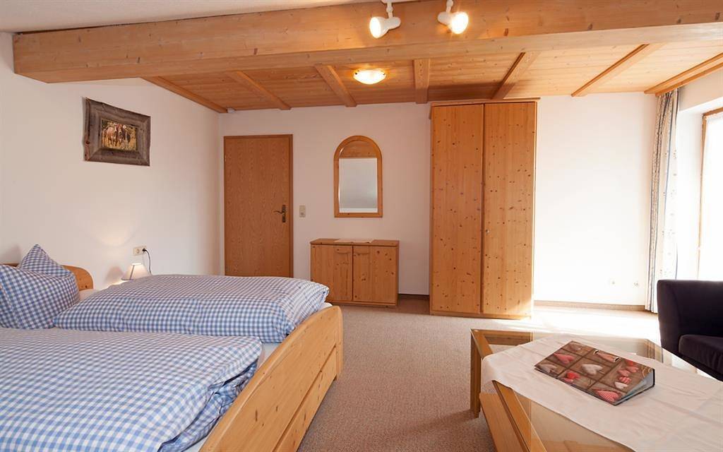 Entire holiday apartment, Ferienwohnung Tegelberg in Bavarian Swabia