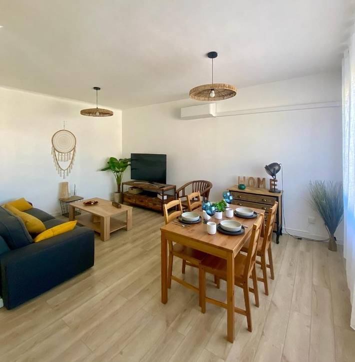 Gîte pour 4 personnes, avec balcon à Aubord - 2