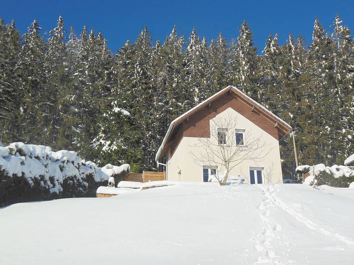 Gîte pour 6 personnes, avec jardin ainsi que vue sur le lac et terrasse, animaux acceptés à Girmont-Val-d'Ajol - 3