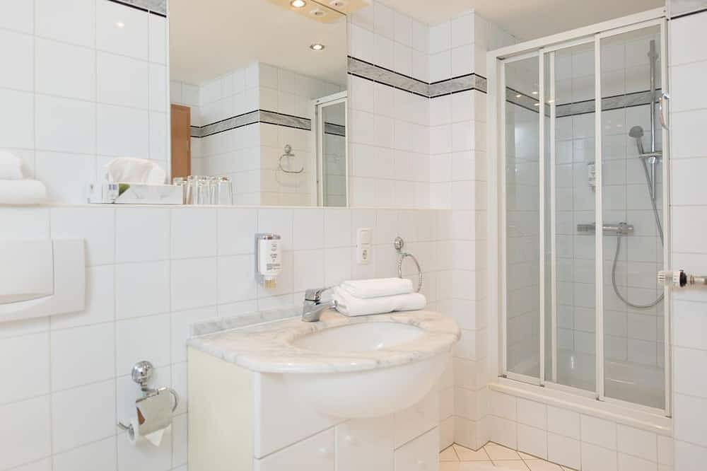 Budget  Doppelzimmer Dusche/Wc - Berghotel Kristall in Idar-Oberstein, Nahetal