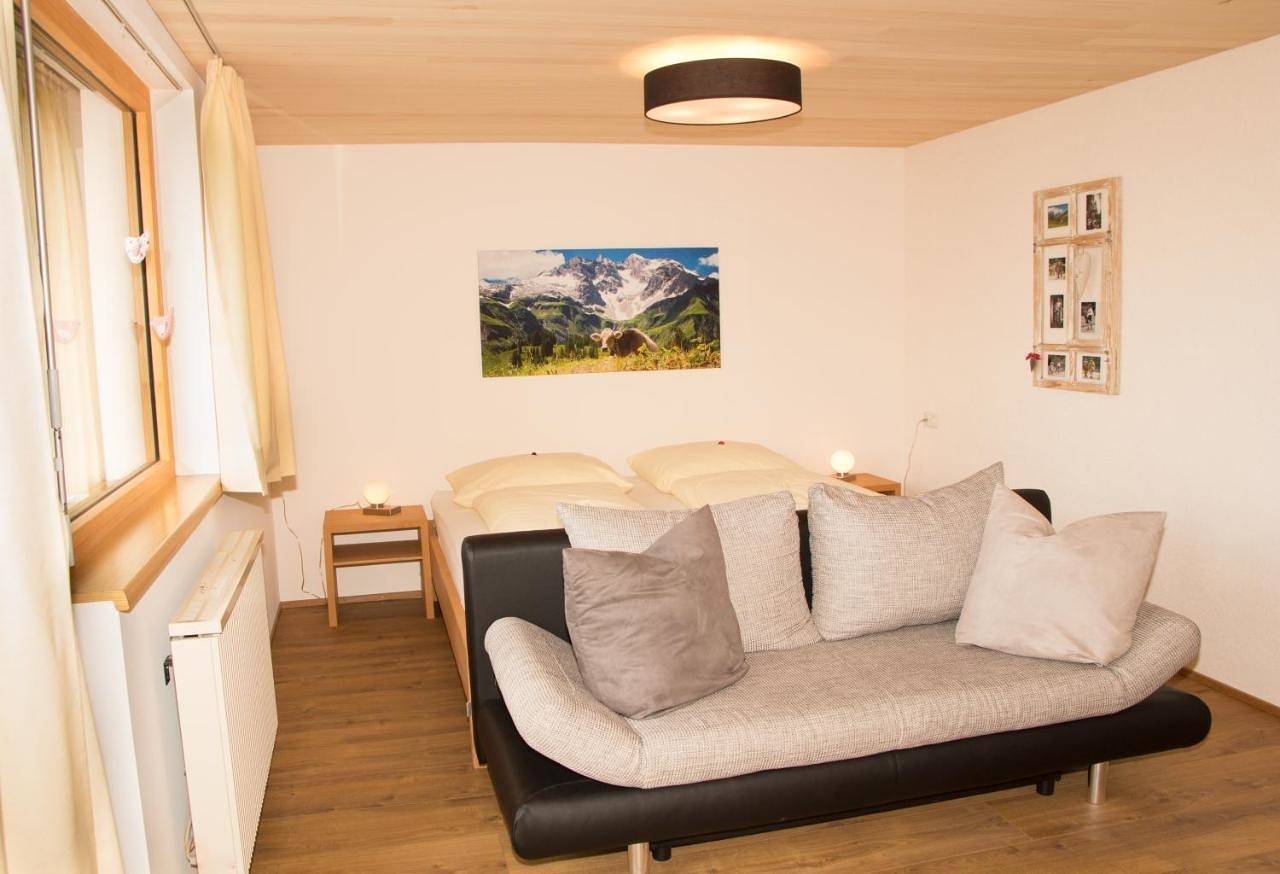Ganze Wohnung, Two-Bedroom Apartment with Balcony in Hittisau, Bregenzerwald