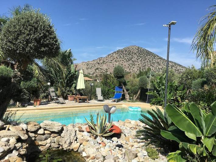 Villa pour 6 personnes, avec jardin et balcon ainsi que vue et piscine à Carini - 2