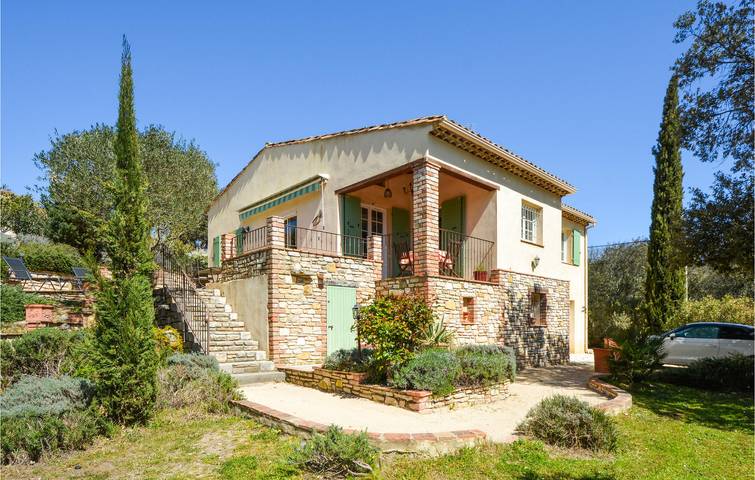 Gîte pour 6 personnes, avec jardin ainsi que terrasse et piscine à Méjannes-lès-Alès