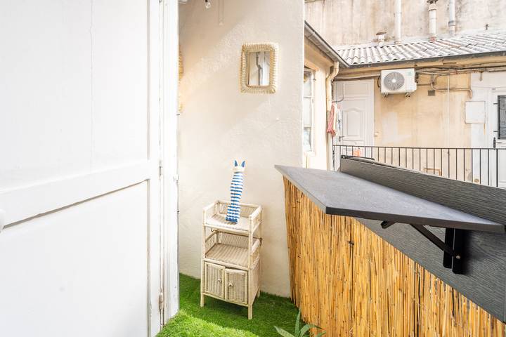Studio entier, 41 Bonaparte Lot 2 in Nice, Côte méditerranéenne (France)