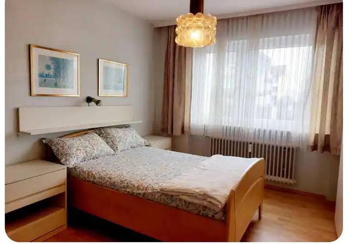 BnB für 3 Personen, mit Ausblick und Balkon in Friedrichshafen