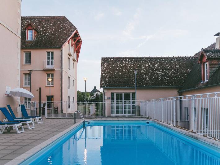 Location de vacances pour 6 personnes, avec sauna et piscine, adapté aux familles à La Roche-Posay