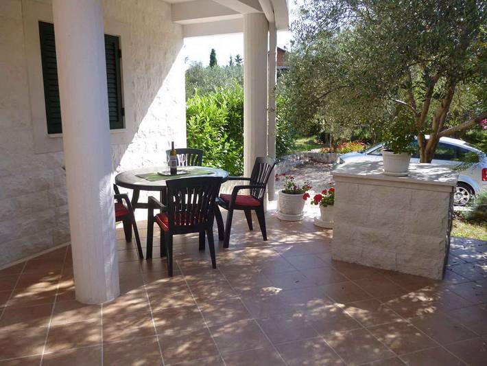 Ferienwohnung für 4 Personen, mit Balkon und Garten auf Pasman - 4