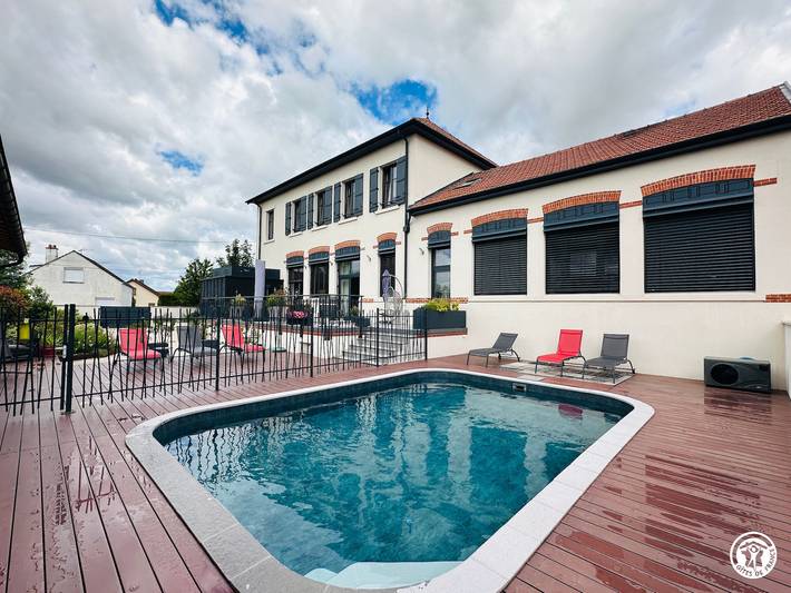 Location de vacances pour 2 personnes, avec piscine dans Saulon-la-Chapelle