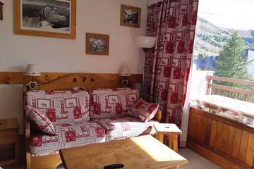 Gîte pour 4 personnes, avec balcon dans Office De Tourisme Des Deux Alpes Front De Neige