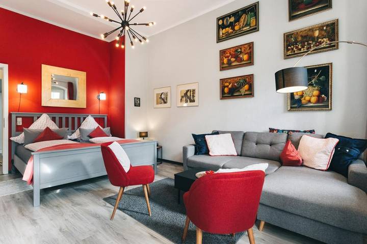 Ferienwohnung für 4 Personen, mit Balkon und Terrasse sowie Ausblick in Dresden-Neustadt