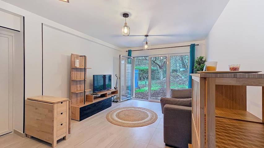 Gîte pour 2 personnes, avec vue et jardin à Chelles - 2