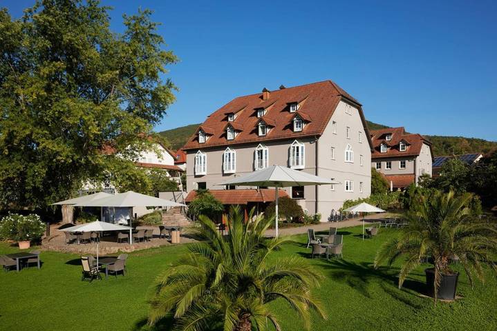 Hotel für 3 Personen, mit Terrasse und Garten in Sankt Martin