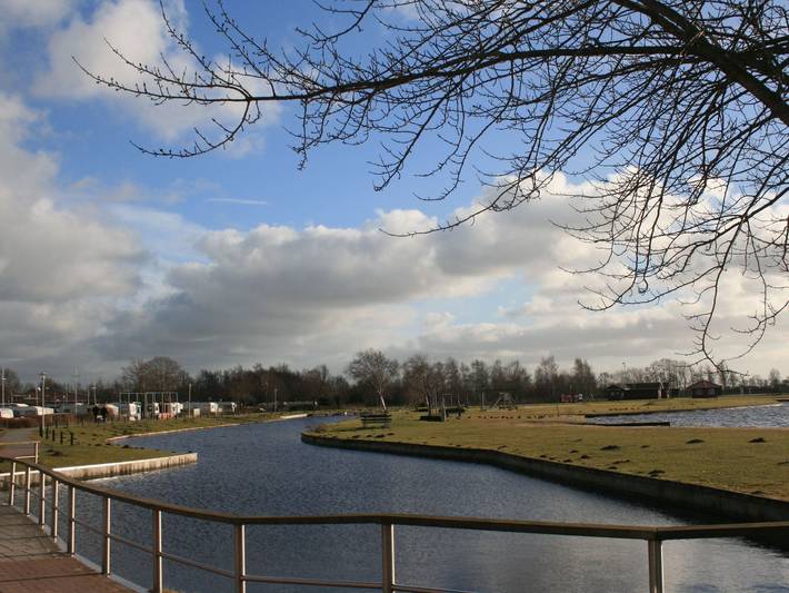 Hotel für 2 Personen, mit Seeblick und Garten, kinderfreundlich in Südbrookmerland - 4
