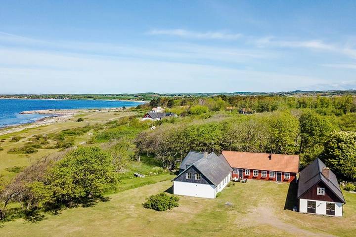 Hus för 8 Personer, med husdjur i Bjärehalvön