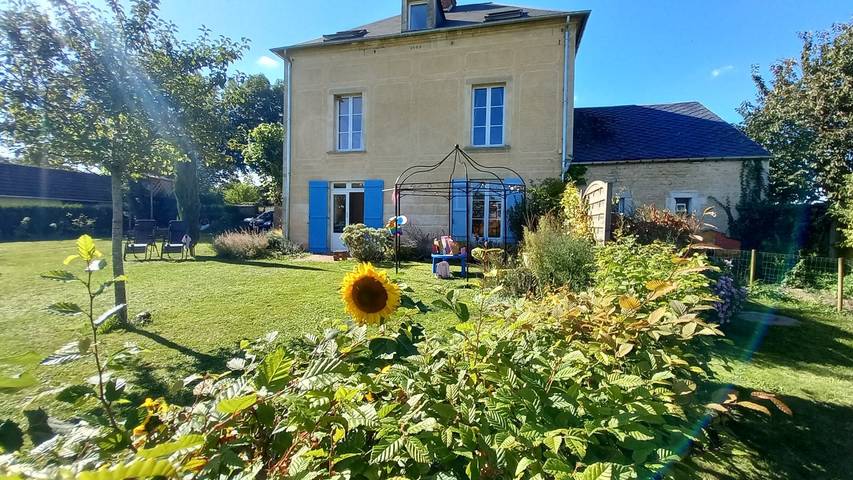 Chambre d’hôte pour 3 personnes, avec jardin à Vendeuvre (homonymie)