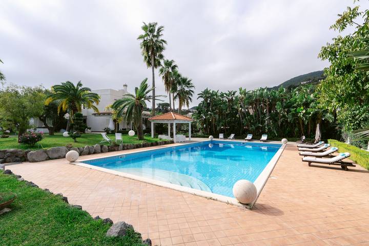 Villa per 12 persone, con Balcone e Terrazza nonché Giardino e Sauna a Ischia