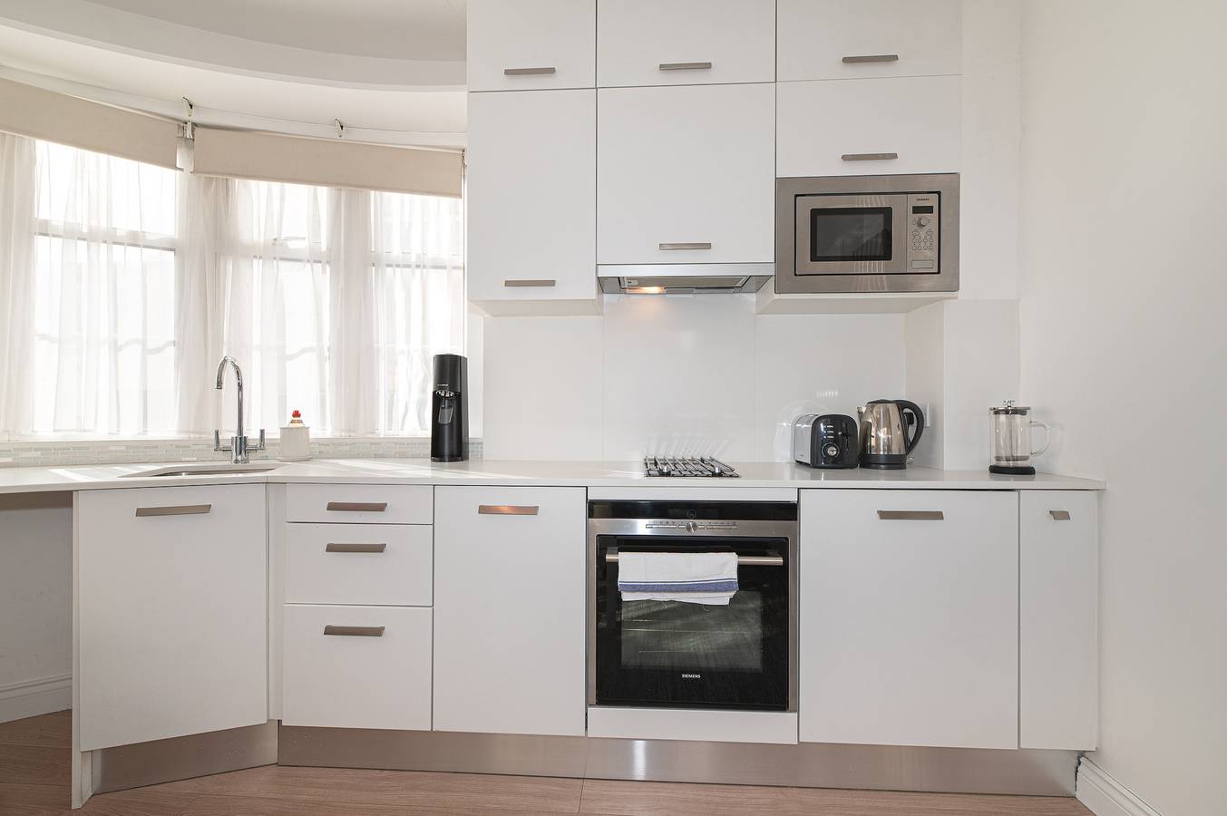 Entire apartment, Modern Split-Level flat, South Kensington, London - Pass the Keys in London, South East England