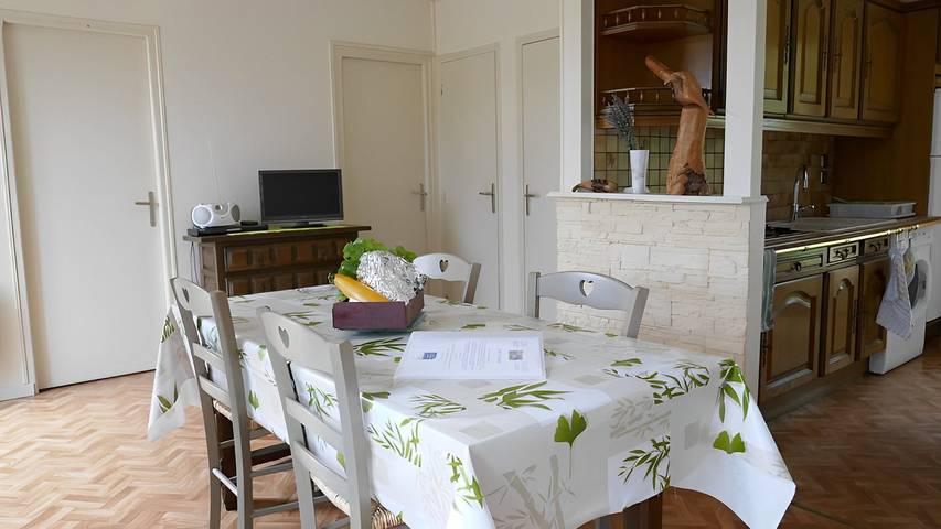 Gîte pour 5 personnes, avec terrasse et jardin, animaux acceptés dans Yonne - 4