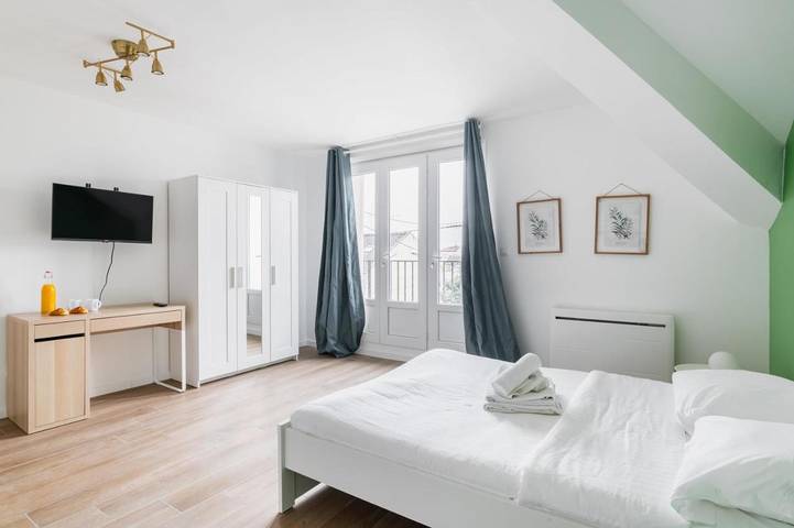 Gîte pour 2 personnes, avec terrasse à La Courneuve - 2