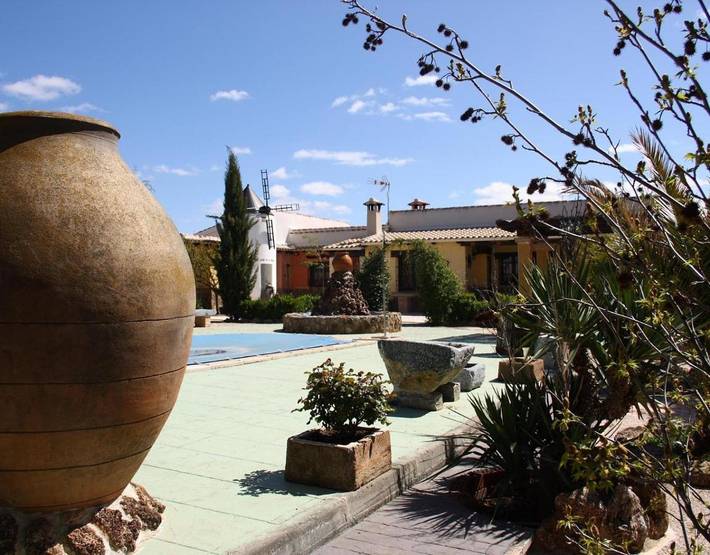 Casa rural para 11 personas, con piscina además de jardín y piscina para niños, Se admiten mascotas - 1