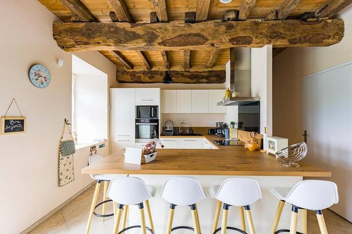 Location de vacances pour 10 personnes, avec jardin à Saint-Clet