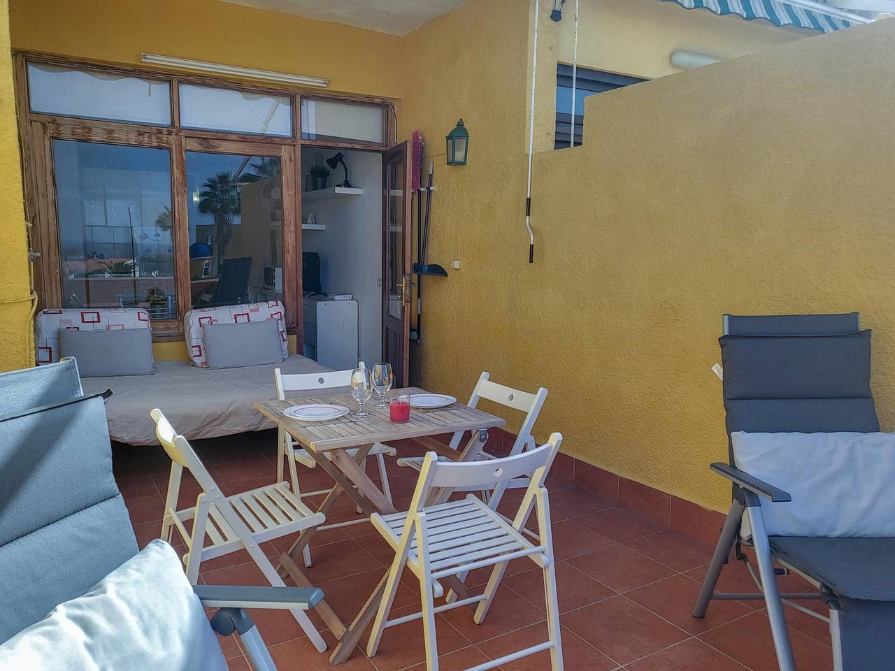 Apartamento entero, Tenerife: Alojamiento acogedor con piscina y parking en Playa La Arena in Playa Neptuno (Santiago del Teide), Santiago del Teide